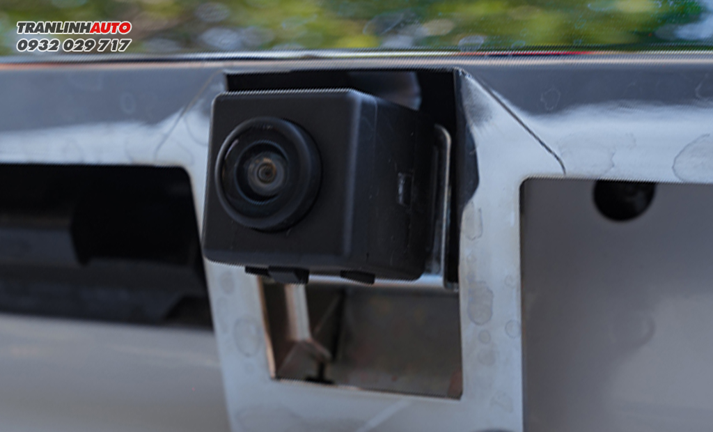 Camera lùi Srm 868