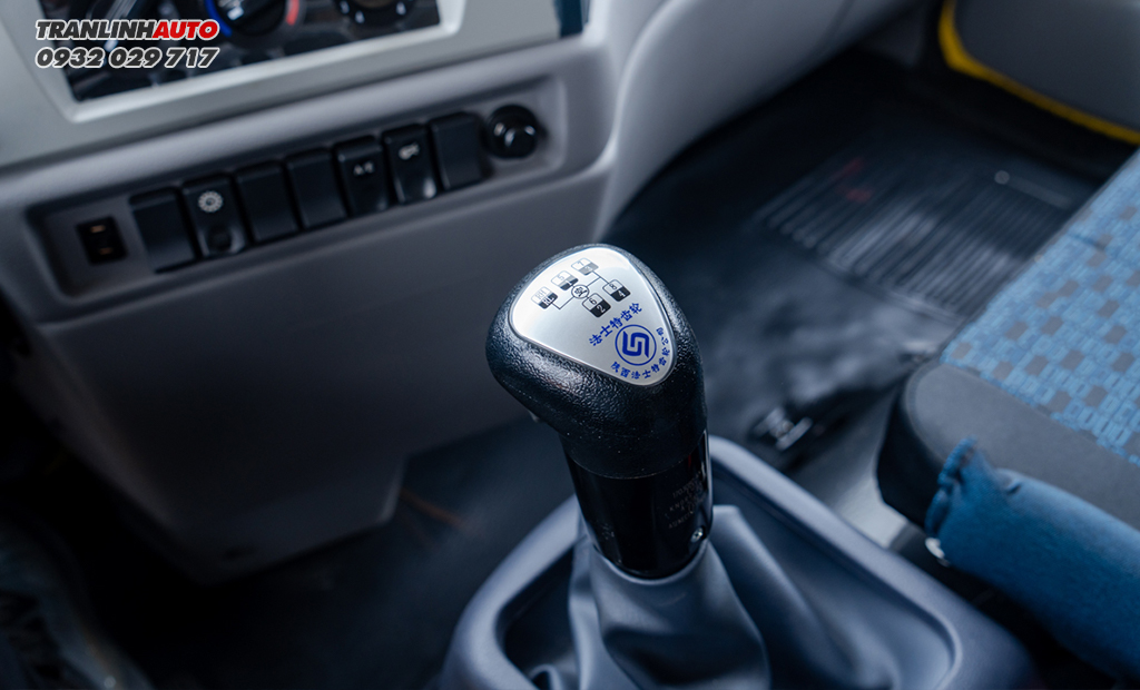 Hộp số 2 xe tải Dongfeng B180
