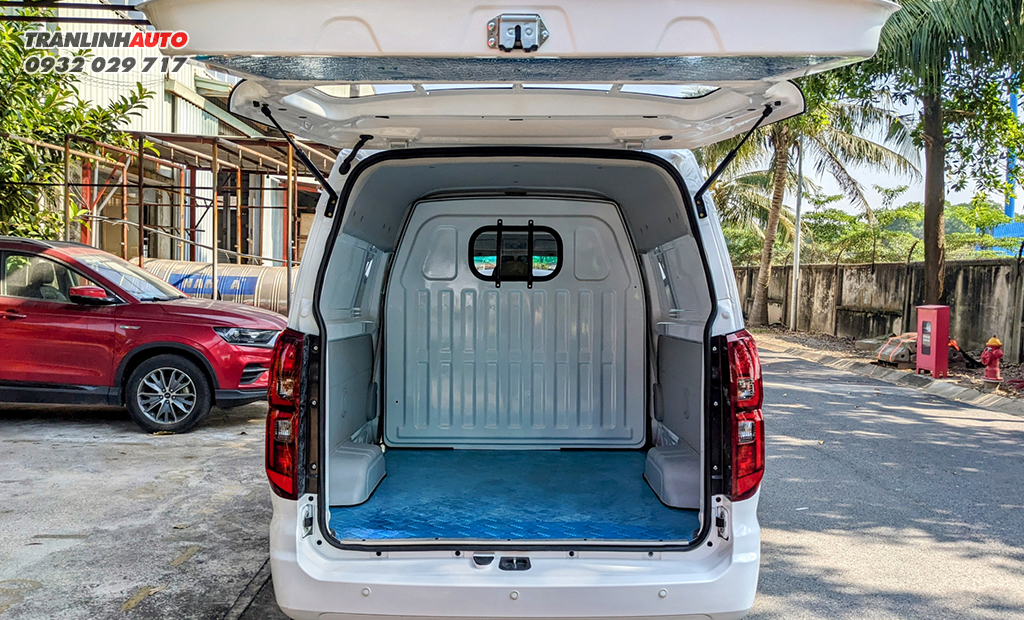 Vách ngăn xe Srm 868