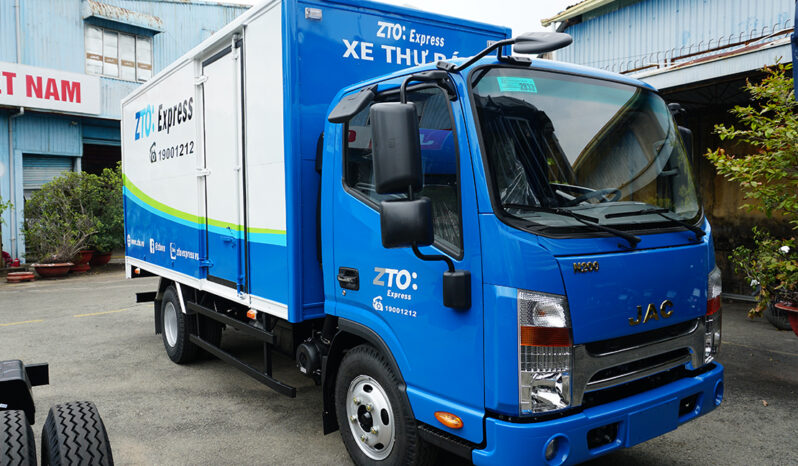 
								XE TẢI JAC N350S TẢI 3T49 THÙNG 4M3 full									