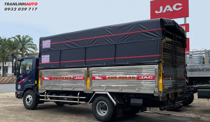 
								XE TẢI JAC N700 THÙNG INOX full									