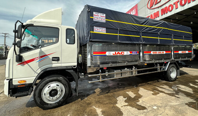 
								XE TẢI JAC N900 TẢI 9T1 THÙNG 7M full									