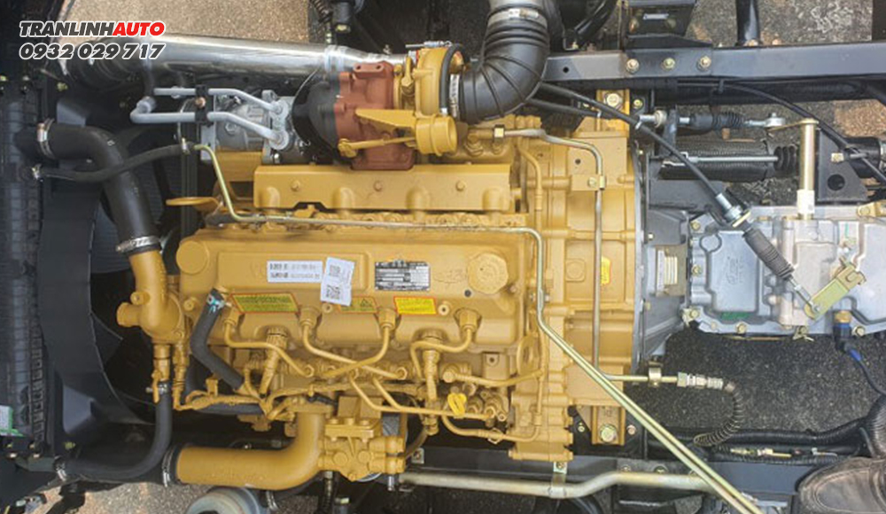 Động cơ Yuchai xe Dong Vang D8