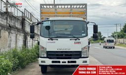 Xe tải Isuzu Frr650 thùng chở gia cầm 6m7 259 lồng mặt trước