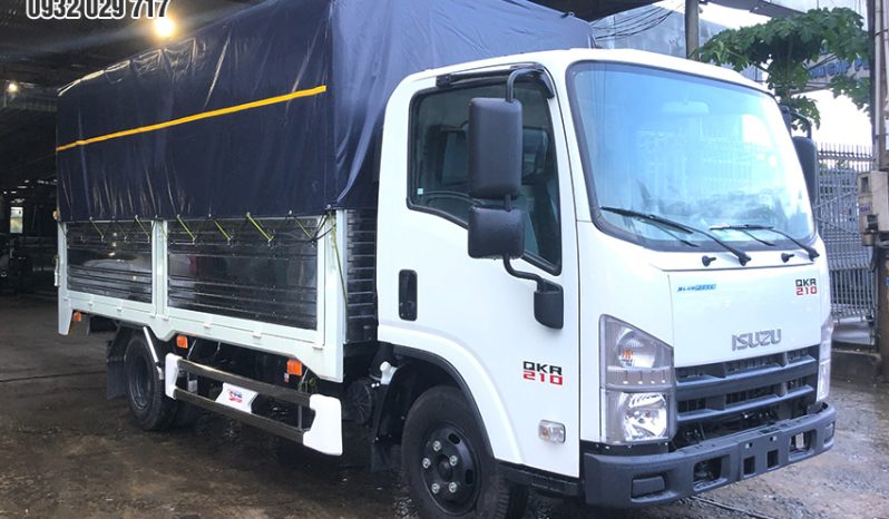 XE TẢI ISUZU QKR210 THÙNG 4M4