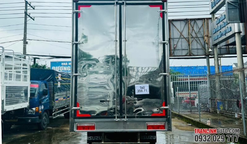 
								XE TẢI TERA245SL THÙNG KÍN PALLET CHỞ CẤU KIỆN ĐIỆN TỬ full									
