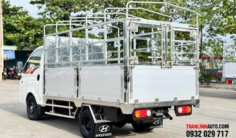 
								XE TẢI HYUNDAI NEW PORTER H150 E5 MUI BẠT BỬNG NHÔM full									