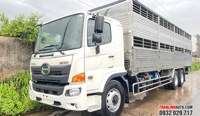 XE TẢI HINO FL8JW8A 15 TẤN THÙNG CHỞ GIA SÚC 9.4M