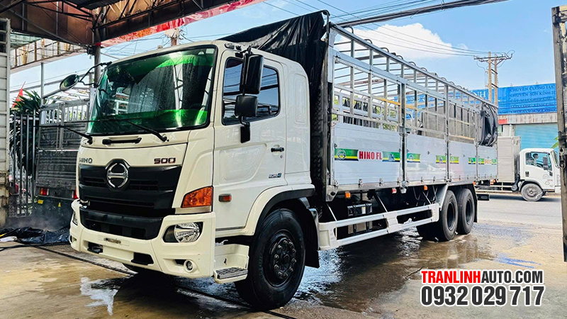 HINO FL 3 CHÂN THÙNG NHÔM ĐỜI 2022