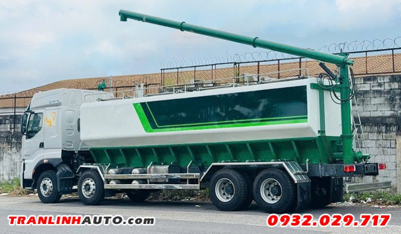 XE TẢI CHENGLONG H7 4 CHÂN BỒN CHỞ CÁM TRỤC VÍT 30 KHỐI