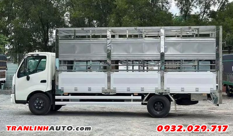 HINO XZU730 – THÙNG CHỞ GIA SÚC | GIẢI PHÁP VẬN CHUYỂN GIA SÚC AN TOÀN – HIỆU QUẢ